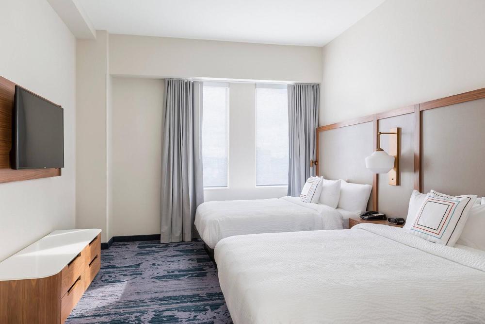 Guest room, 2 Queen interior