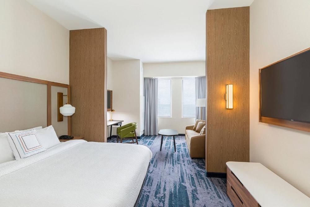 Suite, 1 King, Sofa bed interior